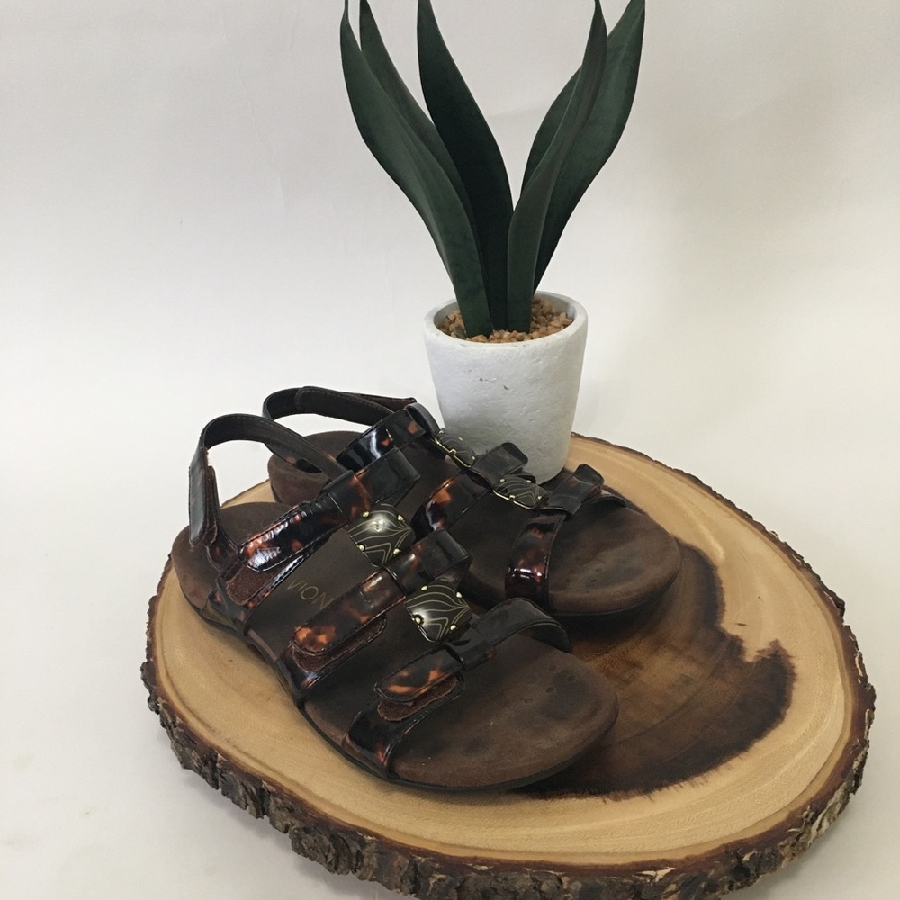 Vionic Amber Adjustable Sandals Size 7 - image 4